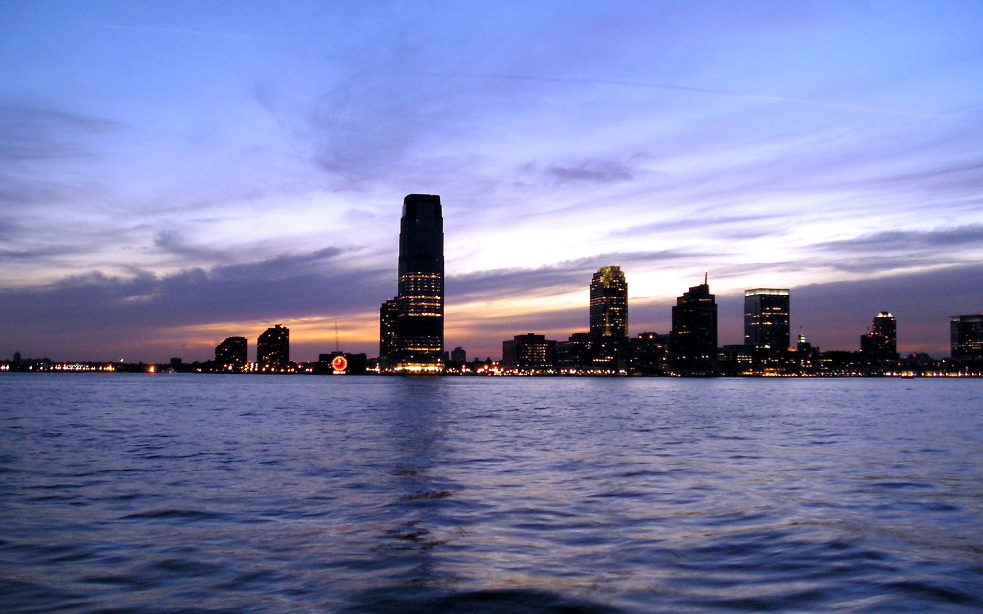 球迷的全球狂欢夜：欧冠赛场的美丽风景线，欧冠全明星赛