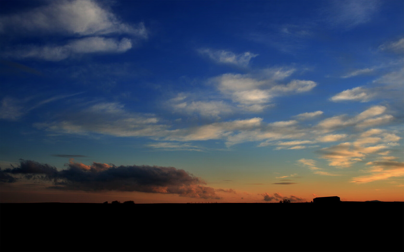 塞尔维亚联赛观众支持热烈，塞尔维亚公开赛