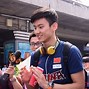 包含