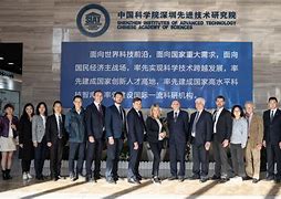 "加强与海外俱乐部的联系：引进先进理念"